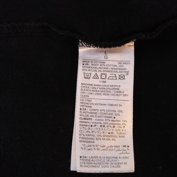 Old Navy Maternity | Checked Leggings | Large - Picture 14 of 16